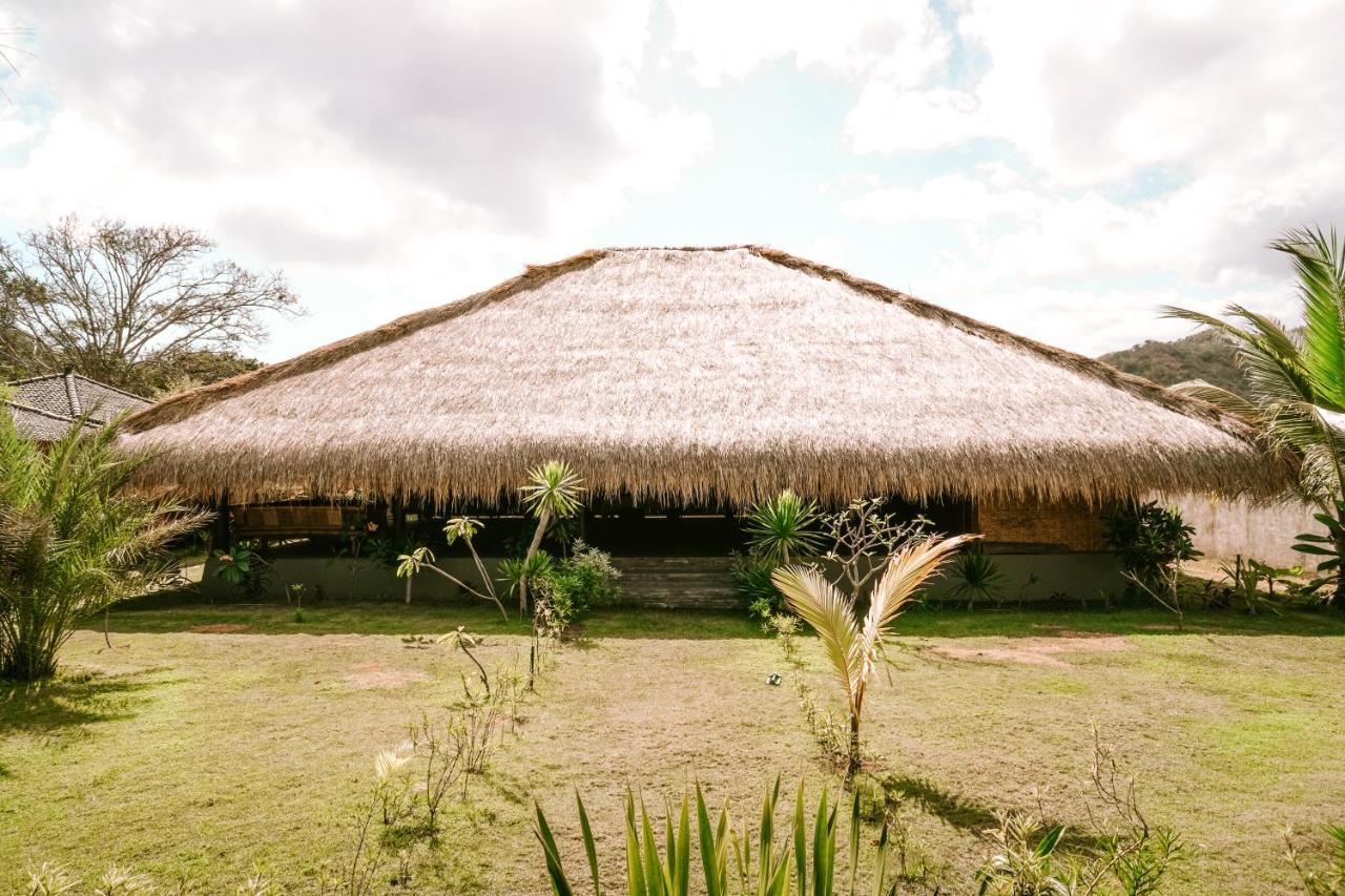 Baha Baha Villas West Sumbawa Yoyos - Free Yoga Class, Gym Daily Included For Guest - Fast Wifi Starlink Sekongkang Exterior photo