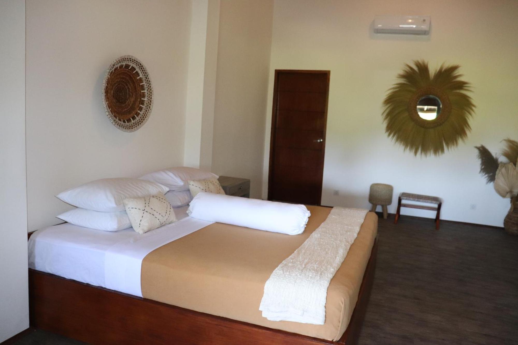 Baha Baha Villas West Sumbawa Yoyos - Free Yoga Class, Gym Daily Included For Guest - Fast Wifi Starlink Sekongkang Exterior photo